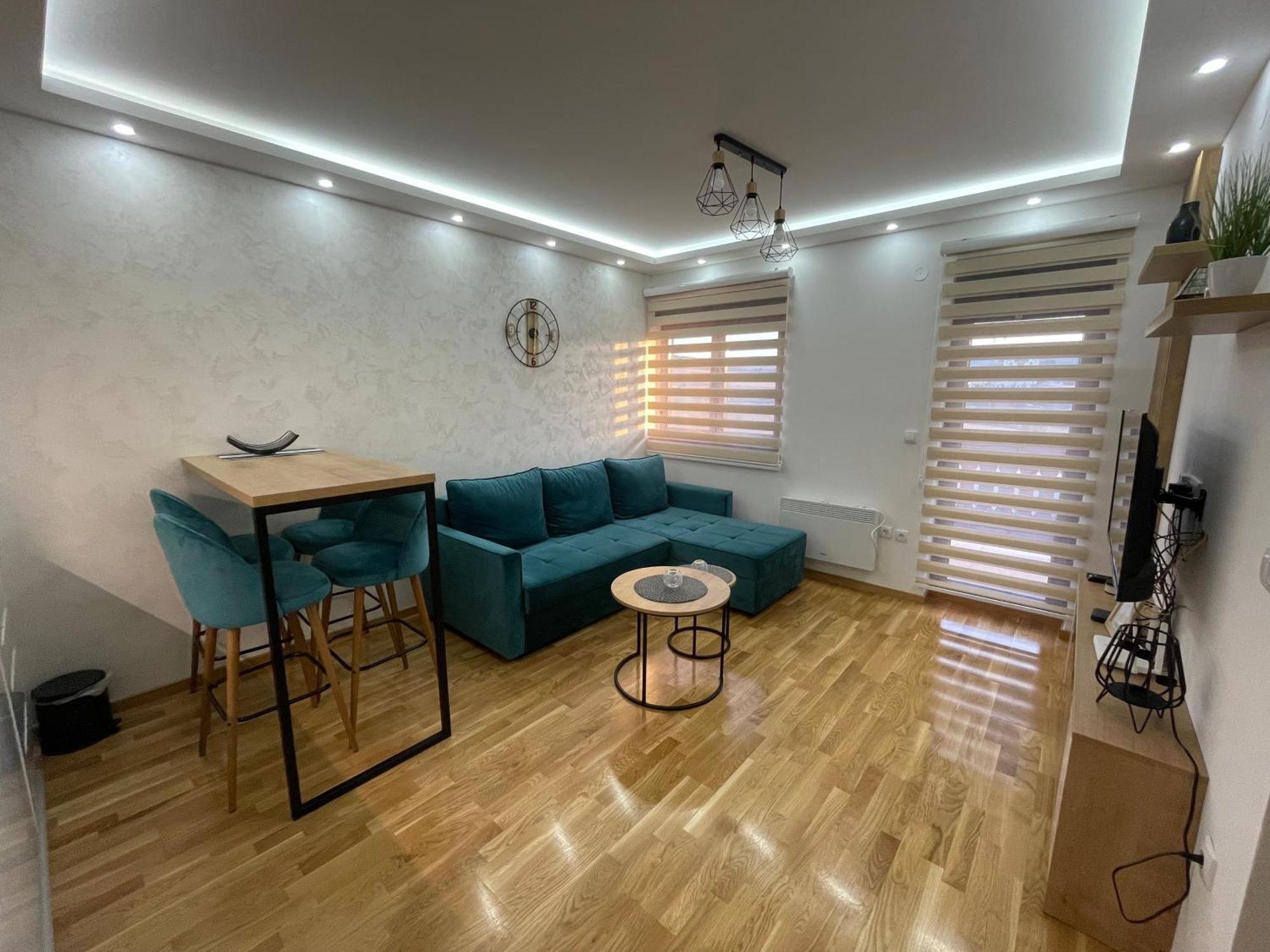 Plavi Bor Apartment *